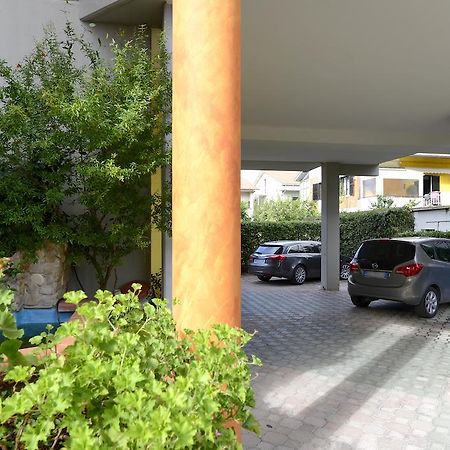 Hotel Residence Margherita Tortoreto Exteriör bild